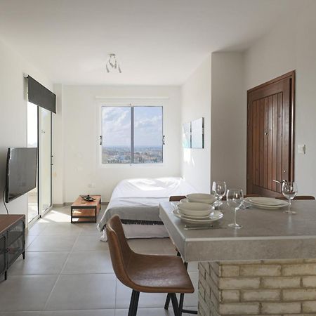 Apartmán Eden Blue-Horizon 1B, Paphos, Sea View, Pool Konia Exteriér fotografie